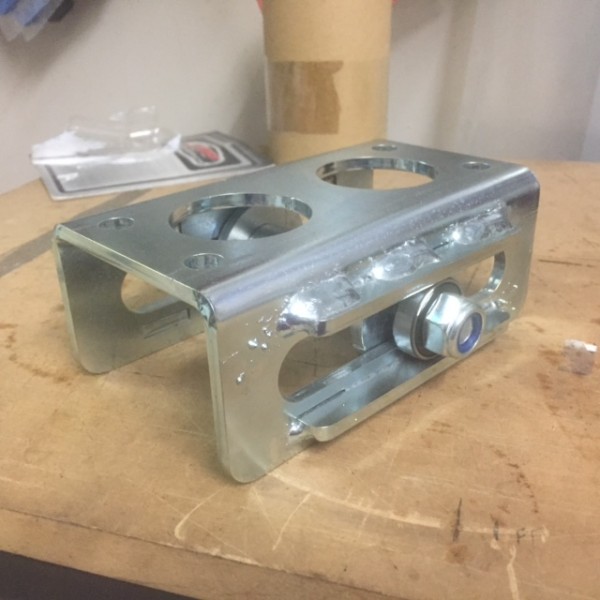 REAR LEAF SPRING SLIDER Race Basics Oxley Pty Ltd